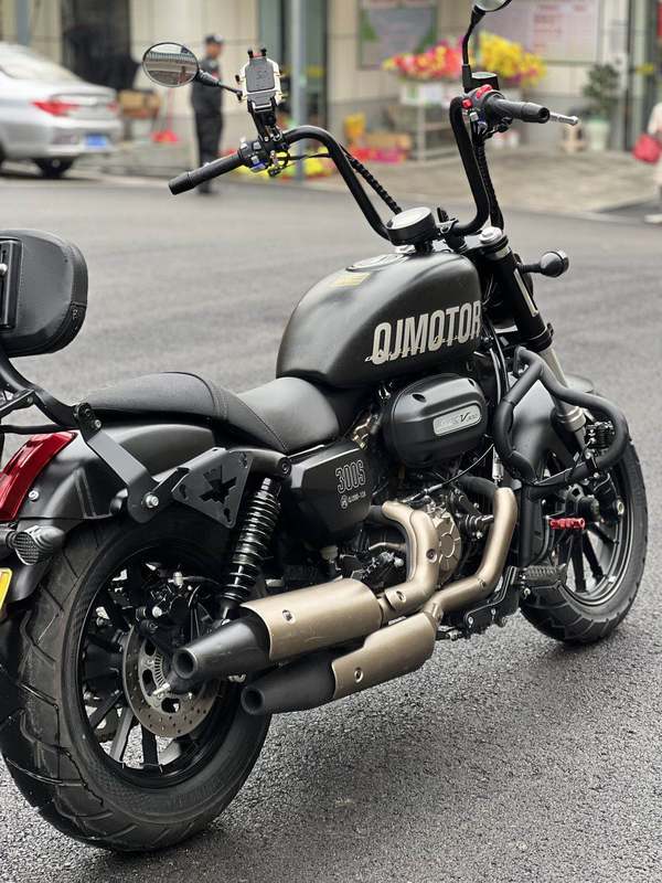 二手QJMOTOR闪300