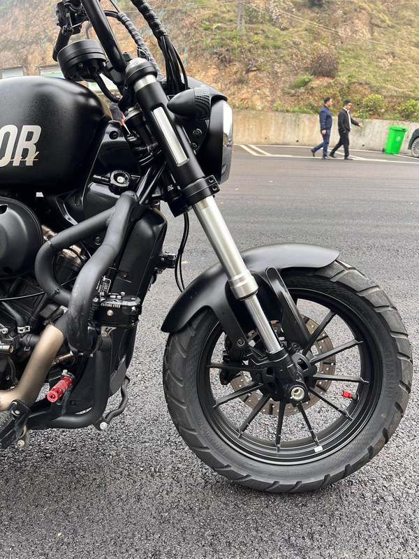 二手QJMOTOR闪300