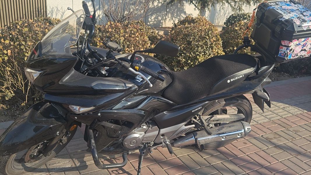 二手豪爵铃木骊驰 GW 250F