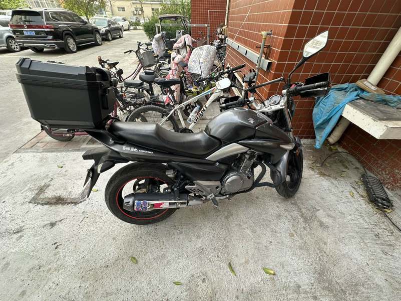 二手豪爵铃木骊驰 GW250