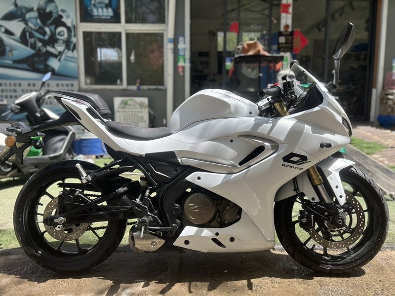 二手QJMOTOR赛250