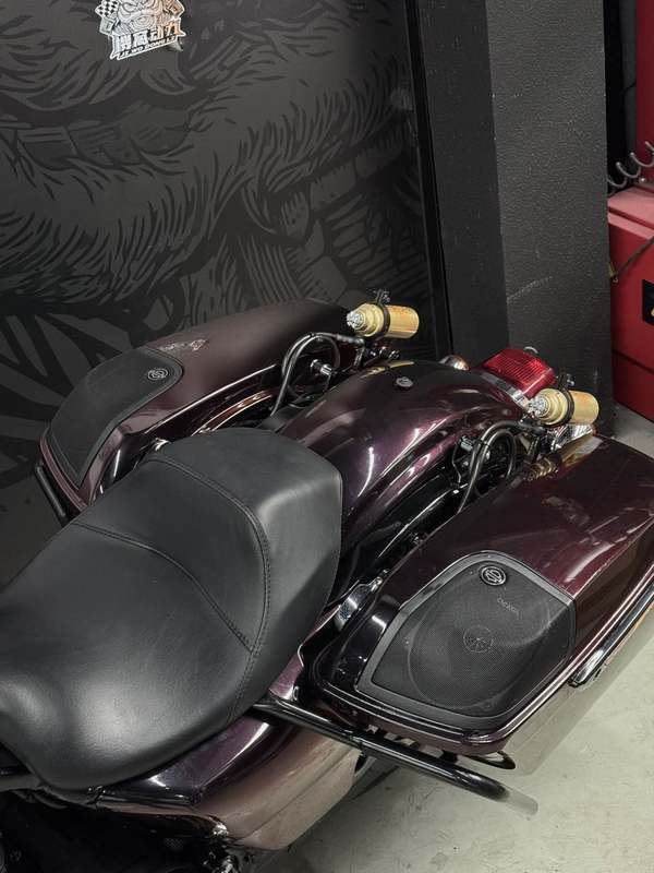 二手哈雷戴维森公路滑翔 Road Glide