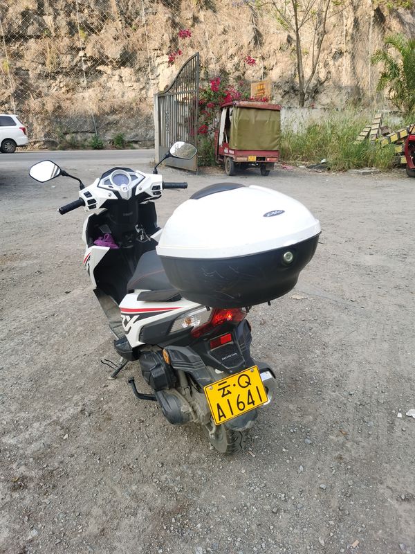 二手新大洲本田裂行 RX125Fi