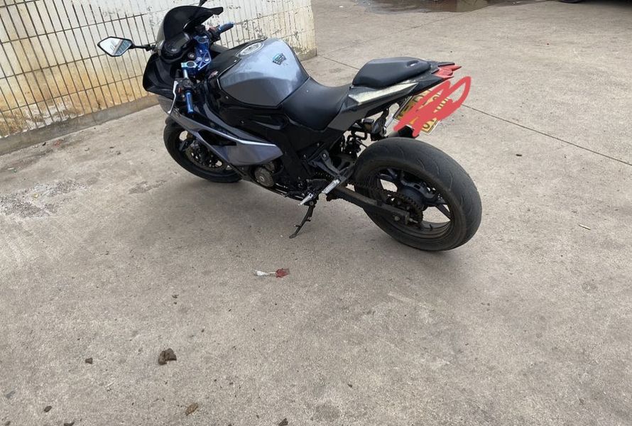 二手宝雕BD400RR