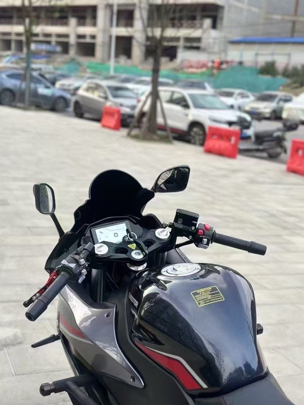 二手QJMOTOR赛400