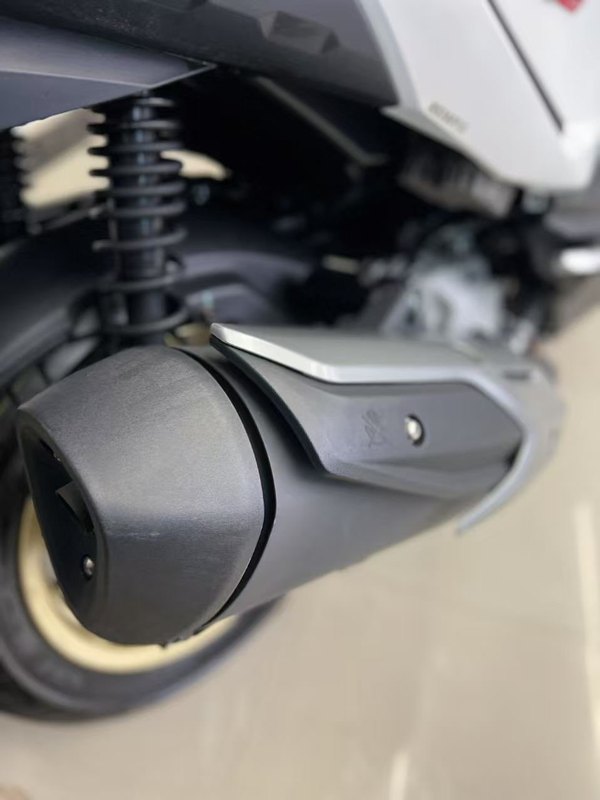 二手三阳哈士奇 Husky ADV300