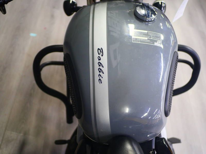 二手长江Bobbie ll 700i