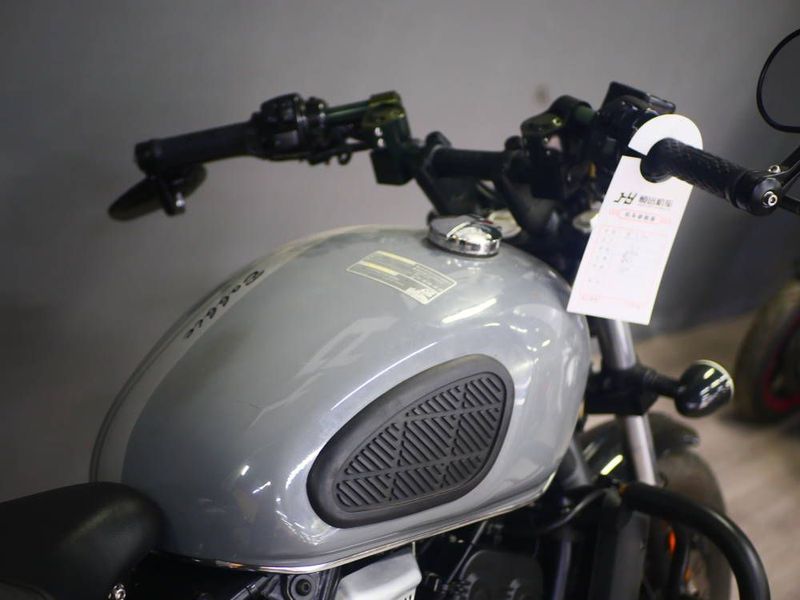 二手长江Bobbie ll 700i
