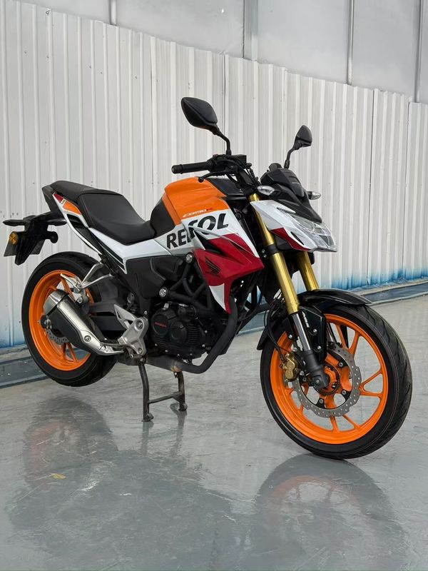 二手五羊本田CB190R 暴锋眼
