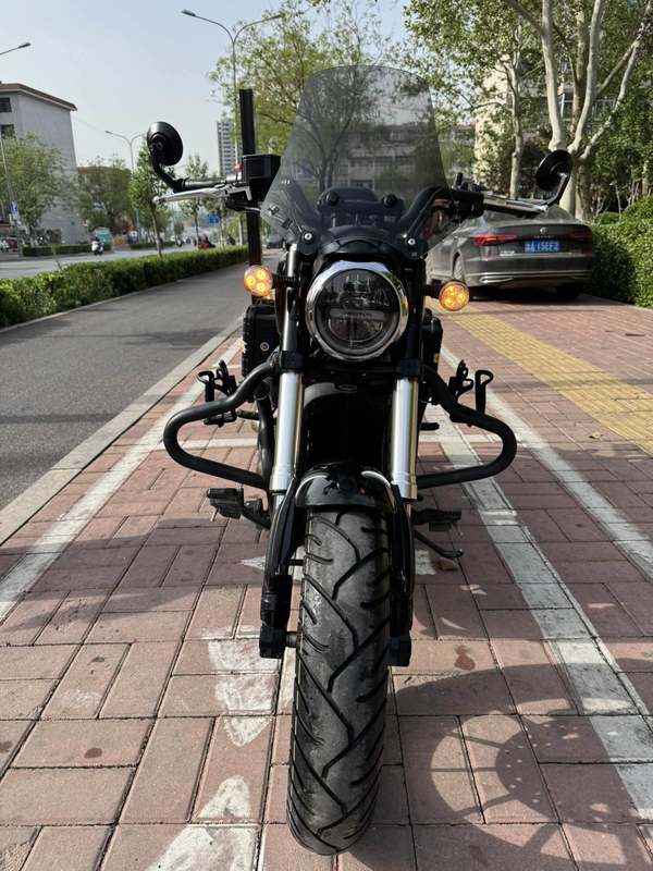 二手QJMOTOR闪300