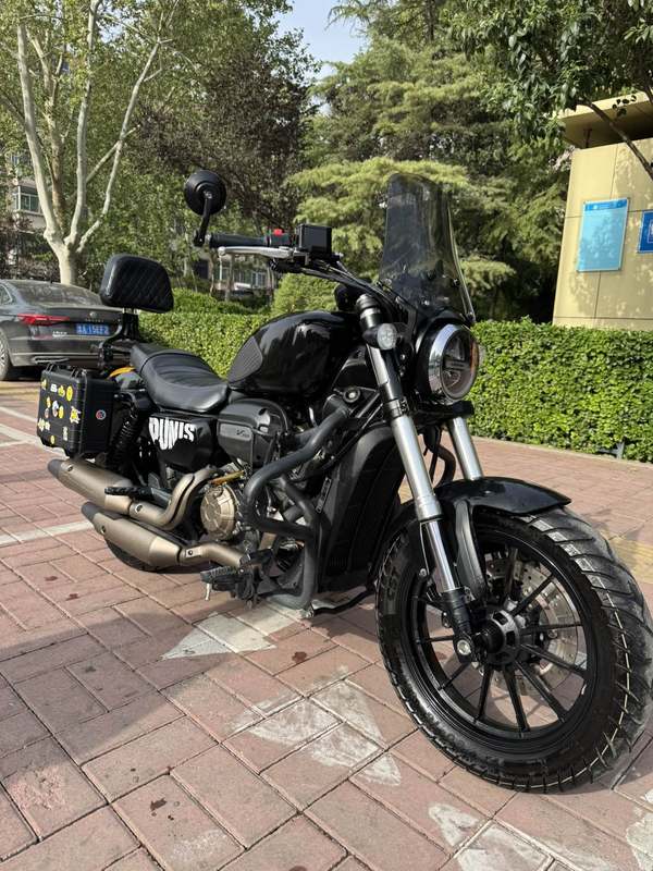 二手QJMOTOR闪300