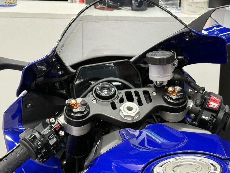 二手雅马哈YZF-R1