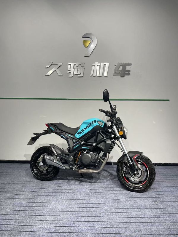 二手银钢小怪兽150