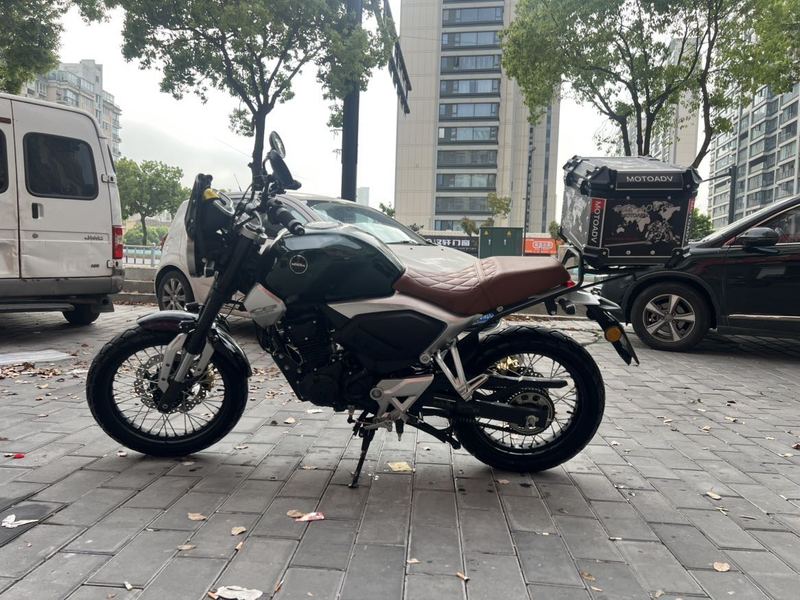 二手五羊本田鸷道 CB190SS