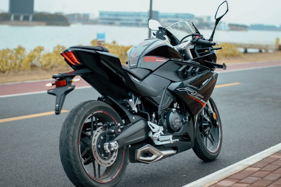 二手赛科龙RC250