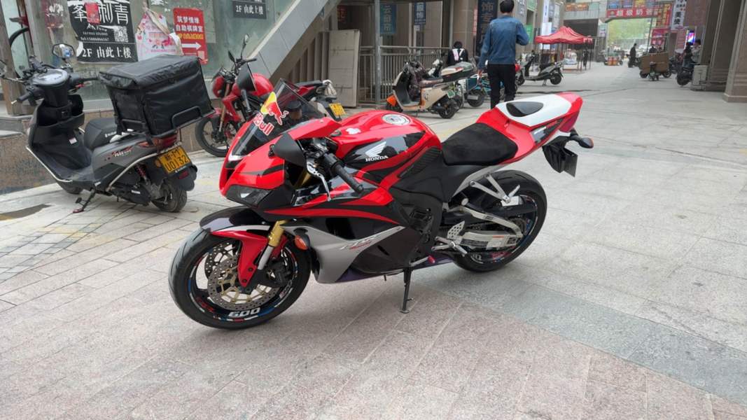 二手本田CBR 600RR