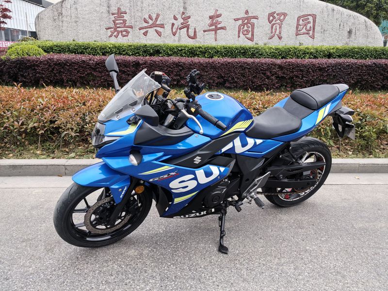 二手豪爵铃木GSX250R