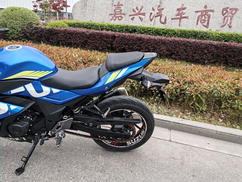 二手豪爵铃木GSX250R