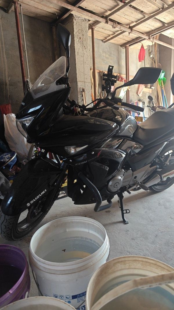 二手豪爵铃木骊驰 GW 250F