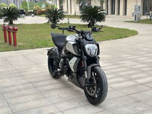 二手杜卡迪Diavel