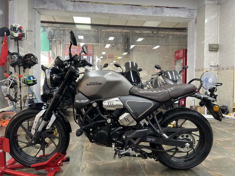 二手五羊本田鸷道 CB190SS