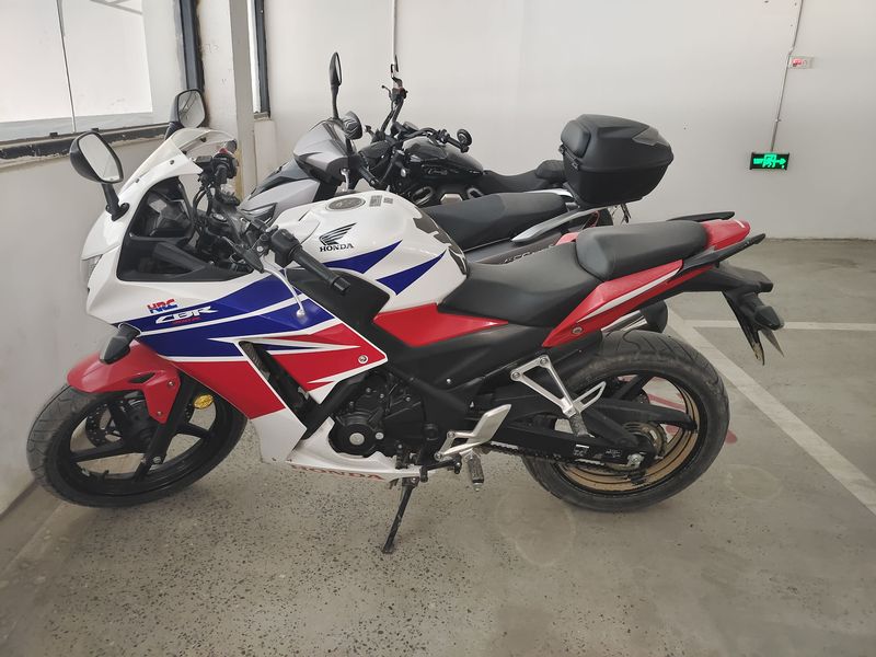 二手本田CBR300R
