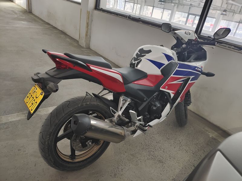 二手本田CBR300R