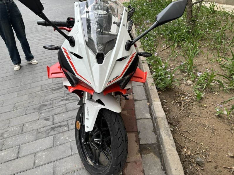 二手赛科龙RC250