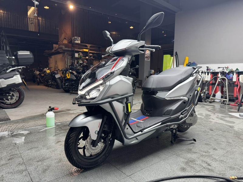 二手QJMOTOR鸿150RS