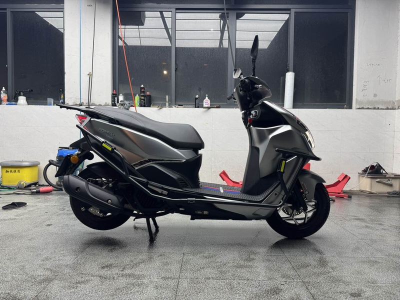 二手QJMOTOR鸿150RS
