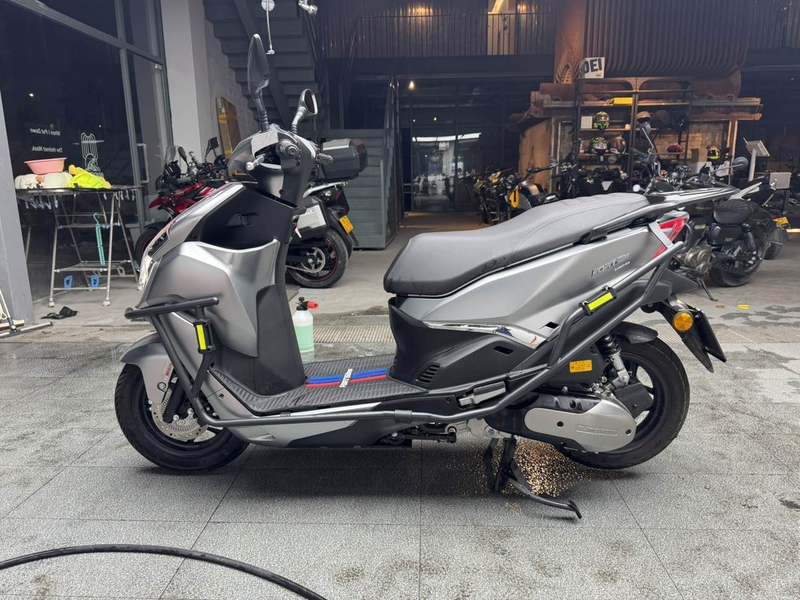 二手QJMOTOR鸿150RS