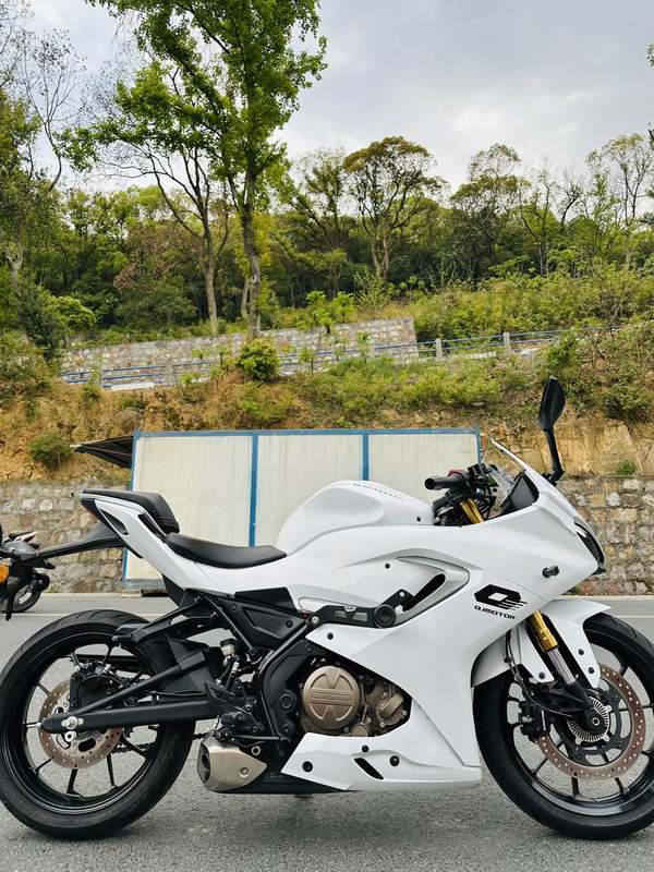 二手QJMOTOR赛250