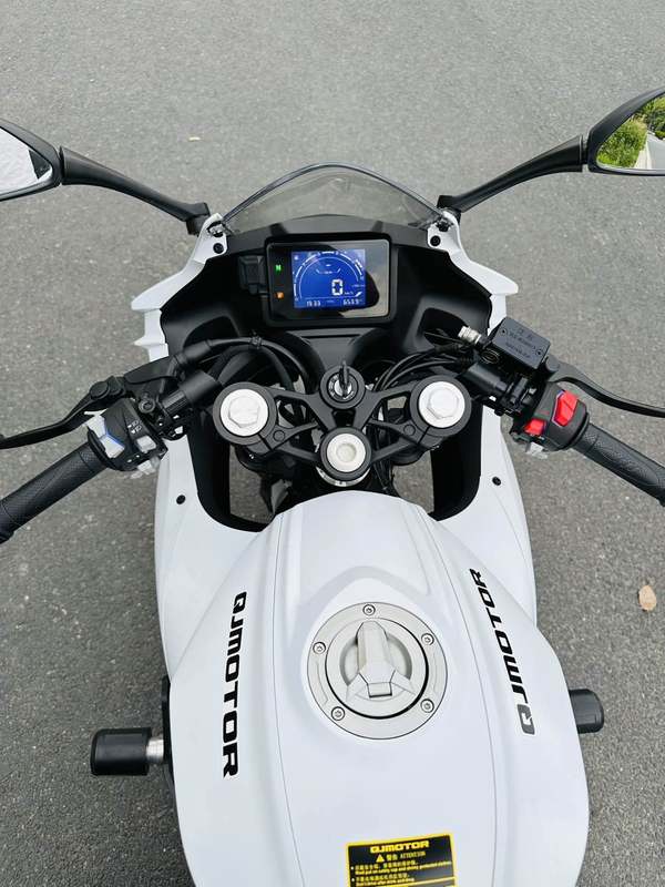 二手QJMOTOR赛250