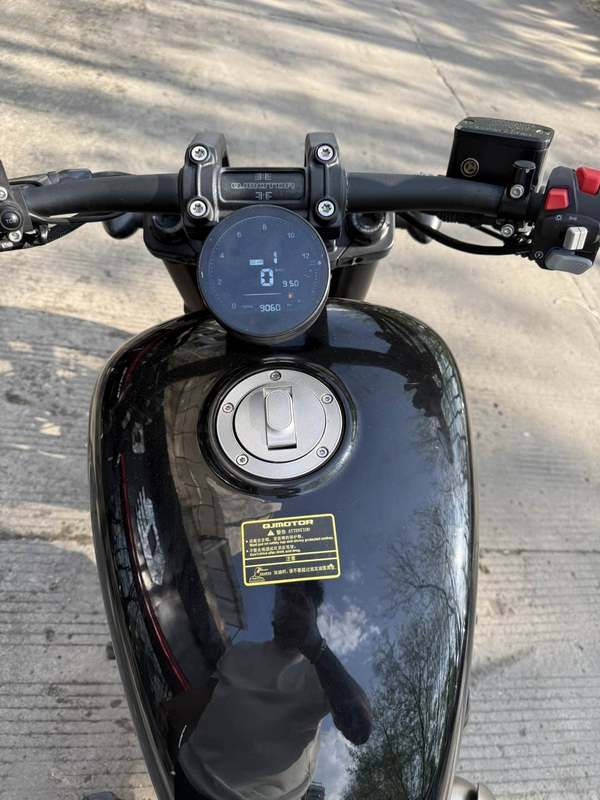 二手QJMOTOR闪350