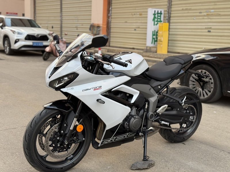 二手凯旋Daytona 660