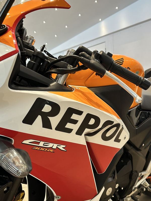 二手本田CBR300R