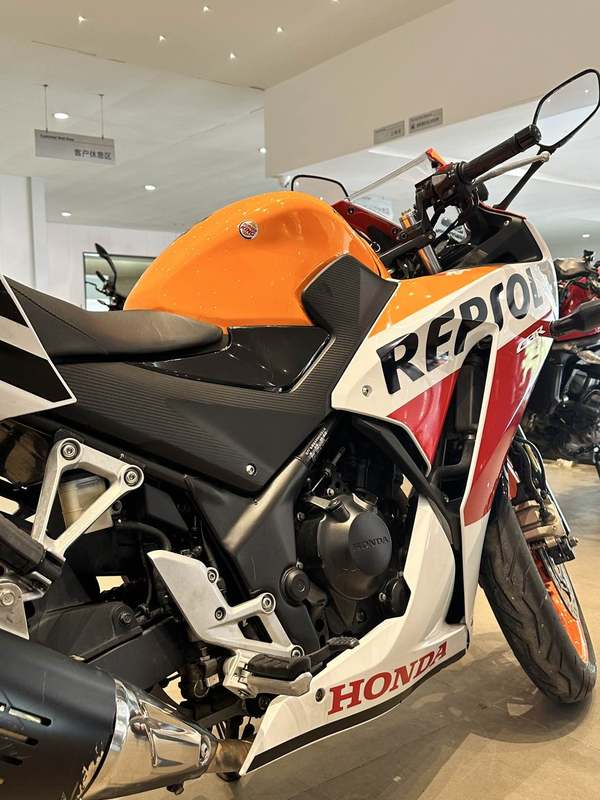 二手本田CBR300R