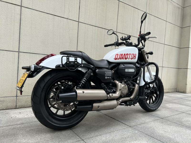 二手QJMOTOR闪300