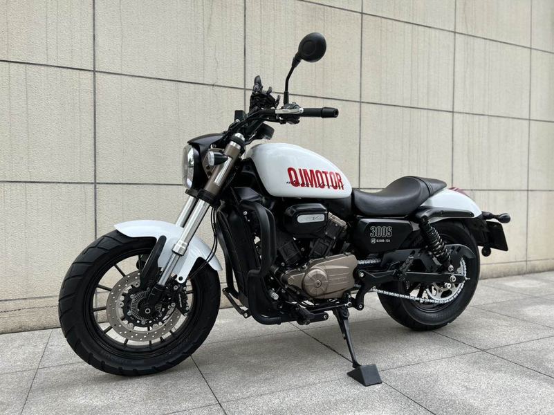 二手QJMOTOR闪300