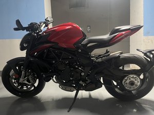 二手奥古斯塔Brutale 800