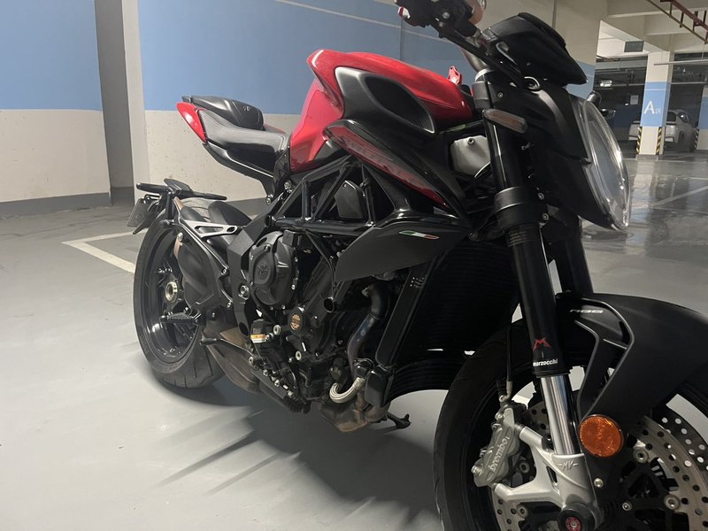 二手奥古斯塔Brutale 800