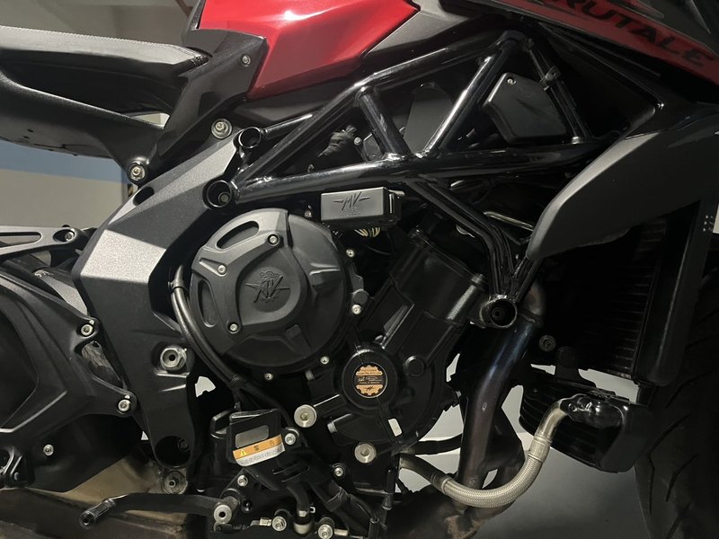二手奥古斯塔Brutale 800