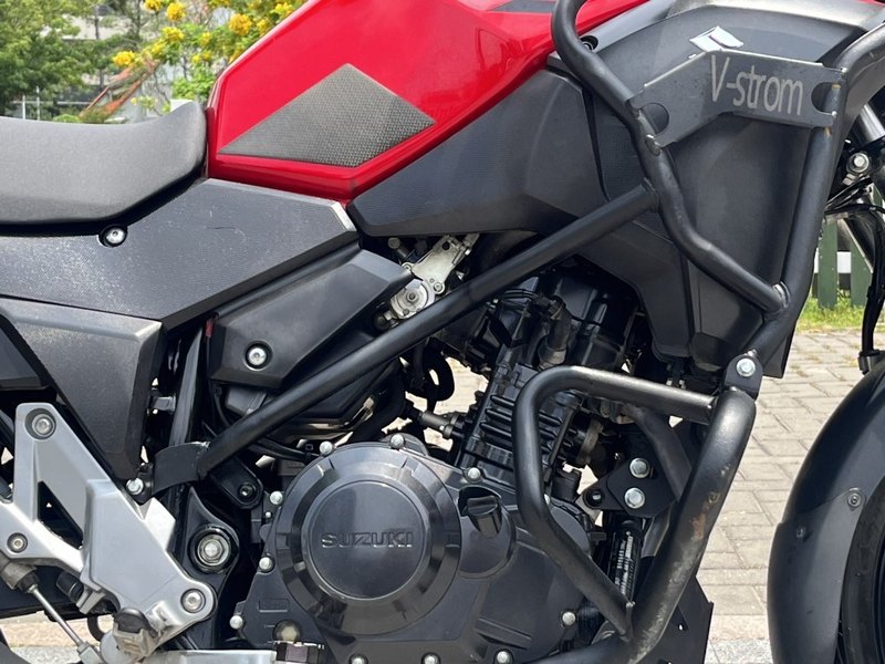 二手豪爵铃木DL250