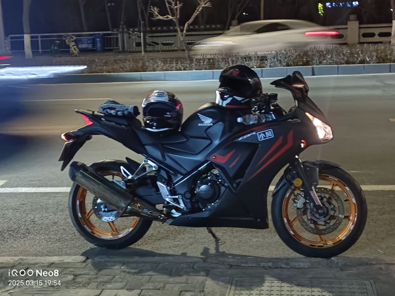 二手新大洲本田CBR300R