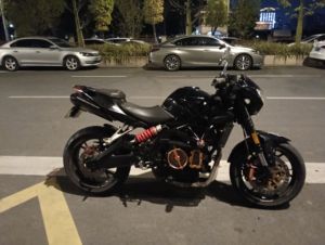 二手贝纳利TNT600i