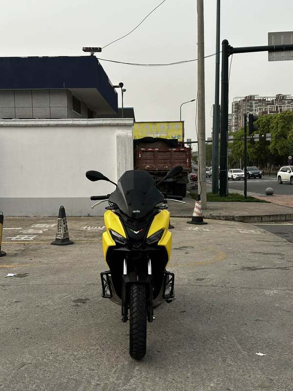 二手阿普利亚SR GT 200