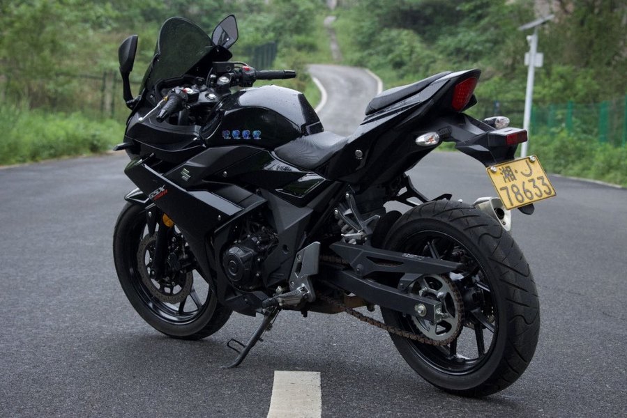 二手豪爵铃木GSX250R