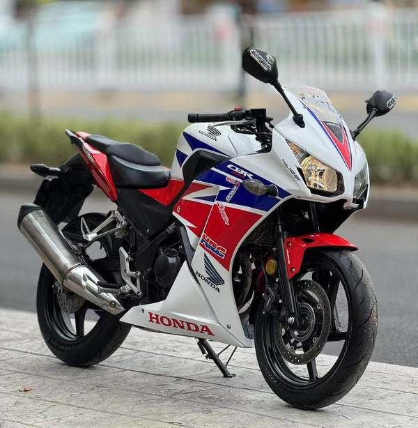 二手本田CBR300R