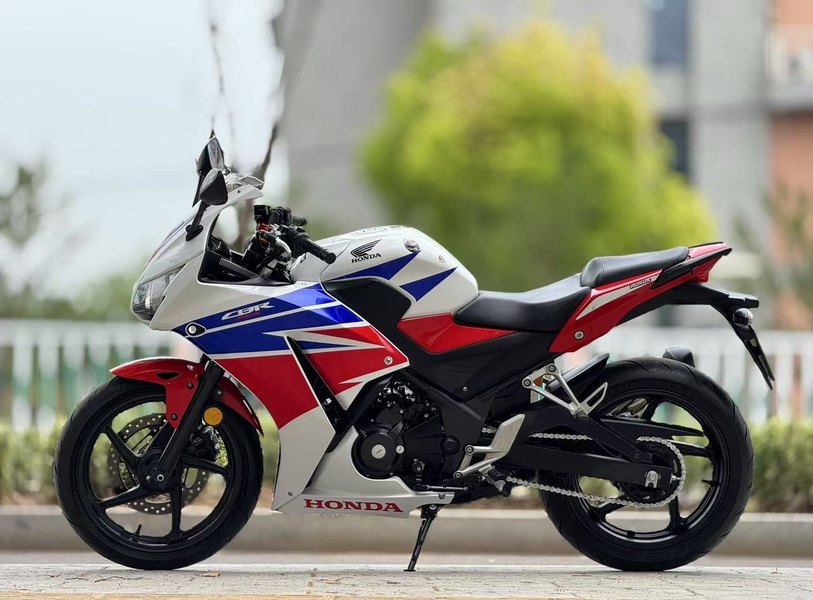 二手本田CBR300R