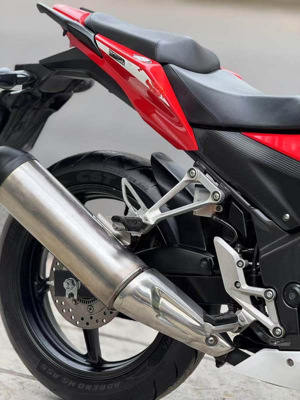 二手本田CBR300R